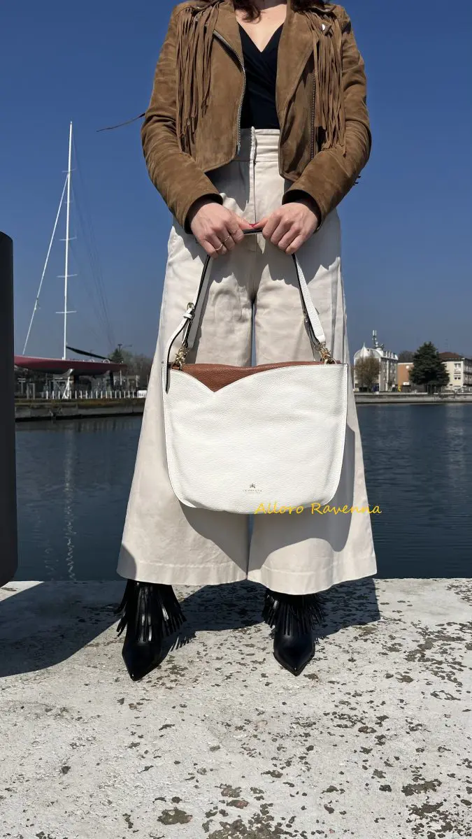 Borsa grande in vera pelle bianca e cuoio - immagine 6